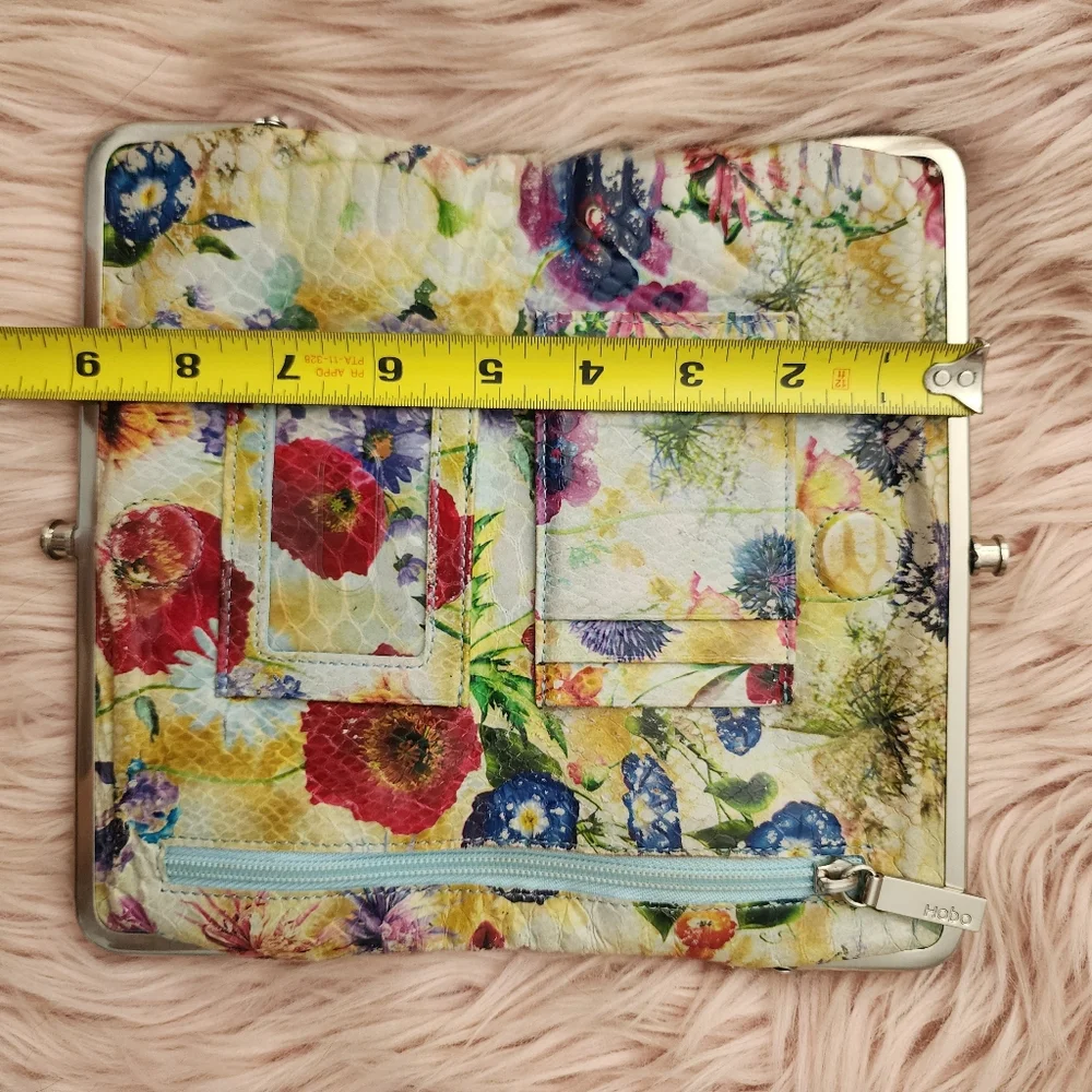 Hobo Lauren floral snake texture double frame wallet - Picture 14 of 15
